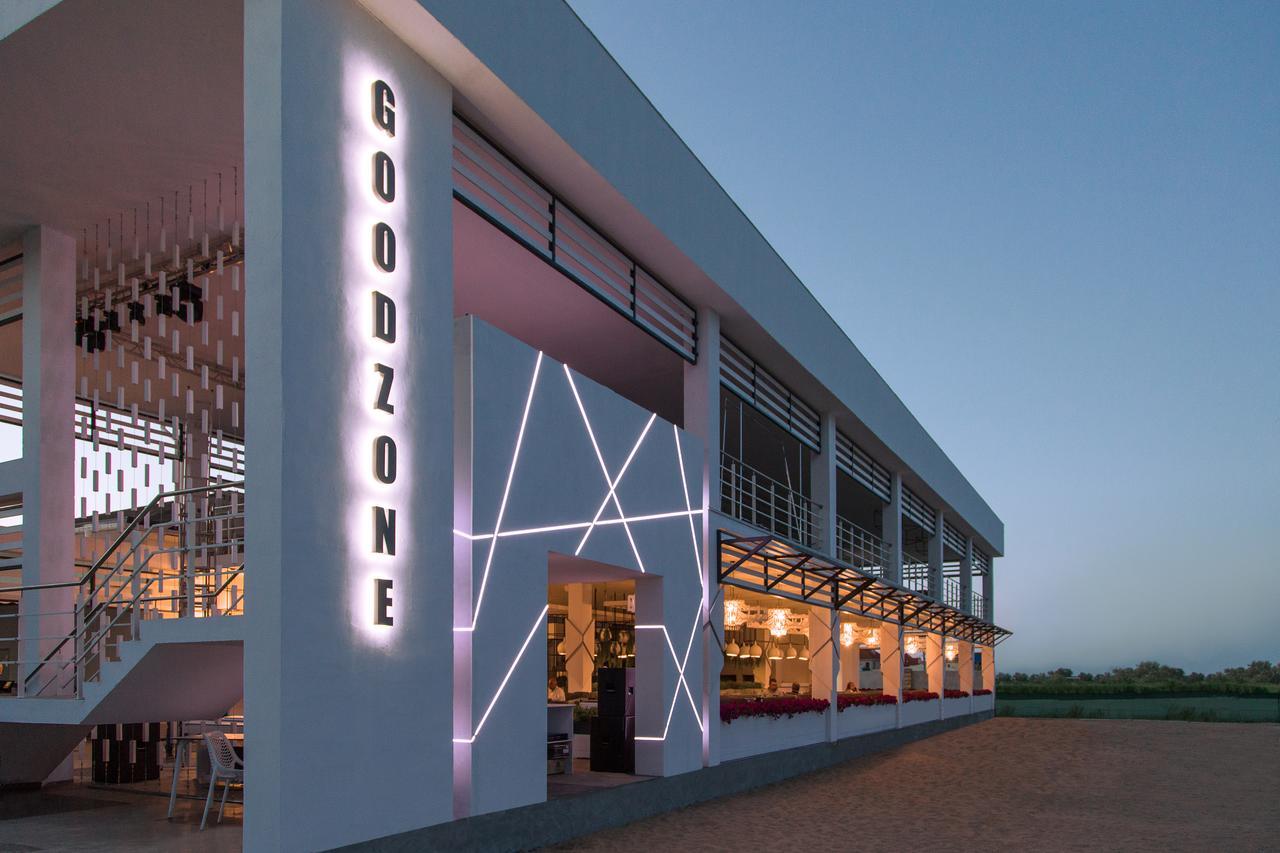 Goodzone Club Hotel Zatoka Exteriör bild